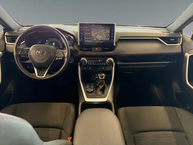 Toyota Rav4 view 9