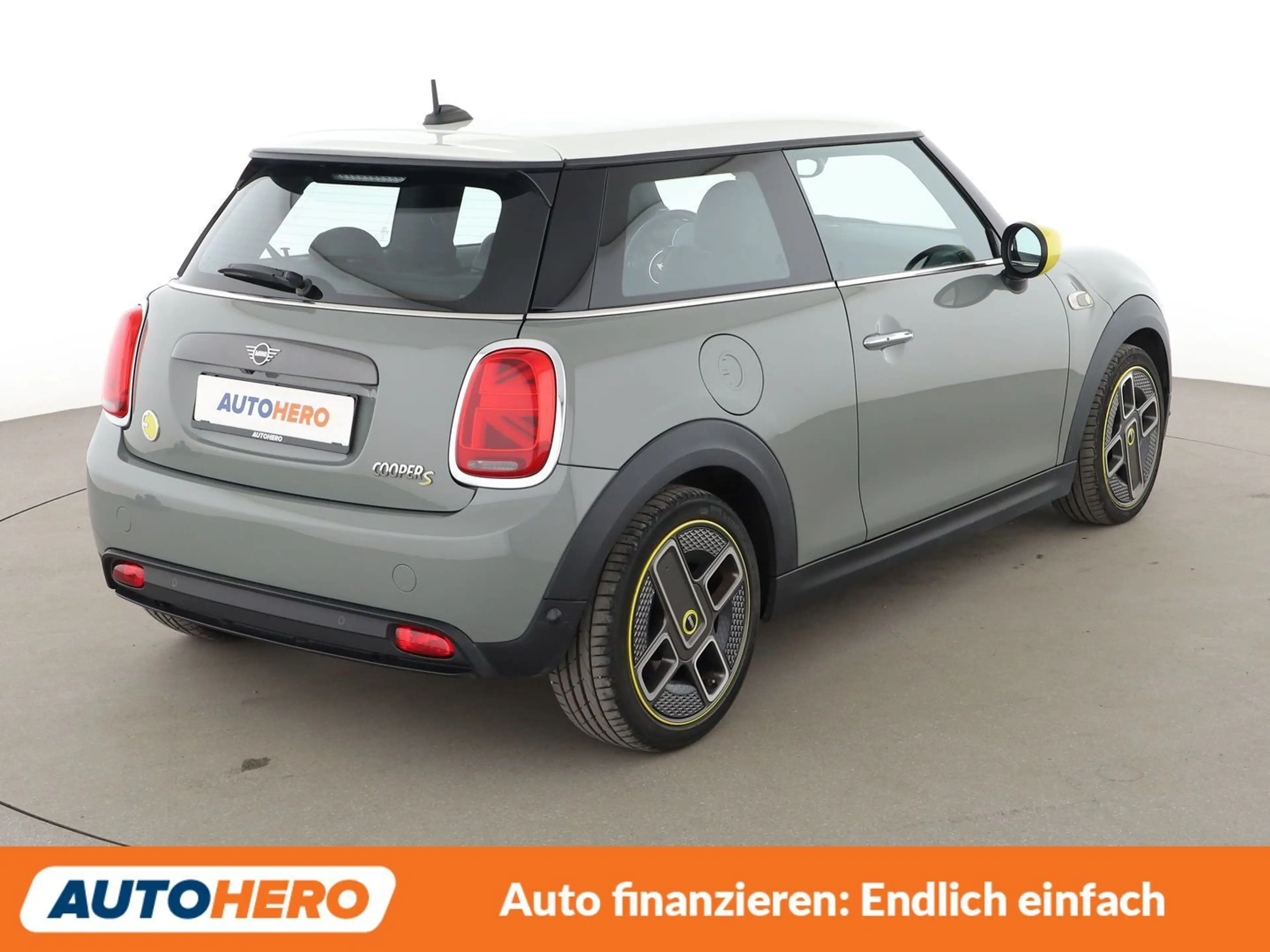 MINI Cooper SE Cooper SE Trim L Aut.*NAVI*TEMPO*PDC*SHZ* — photo 6