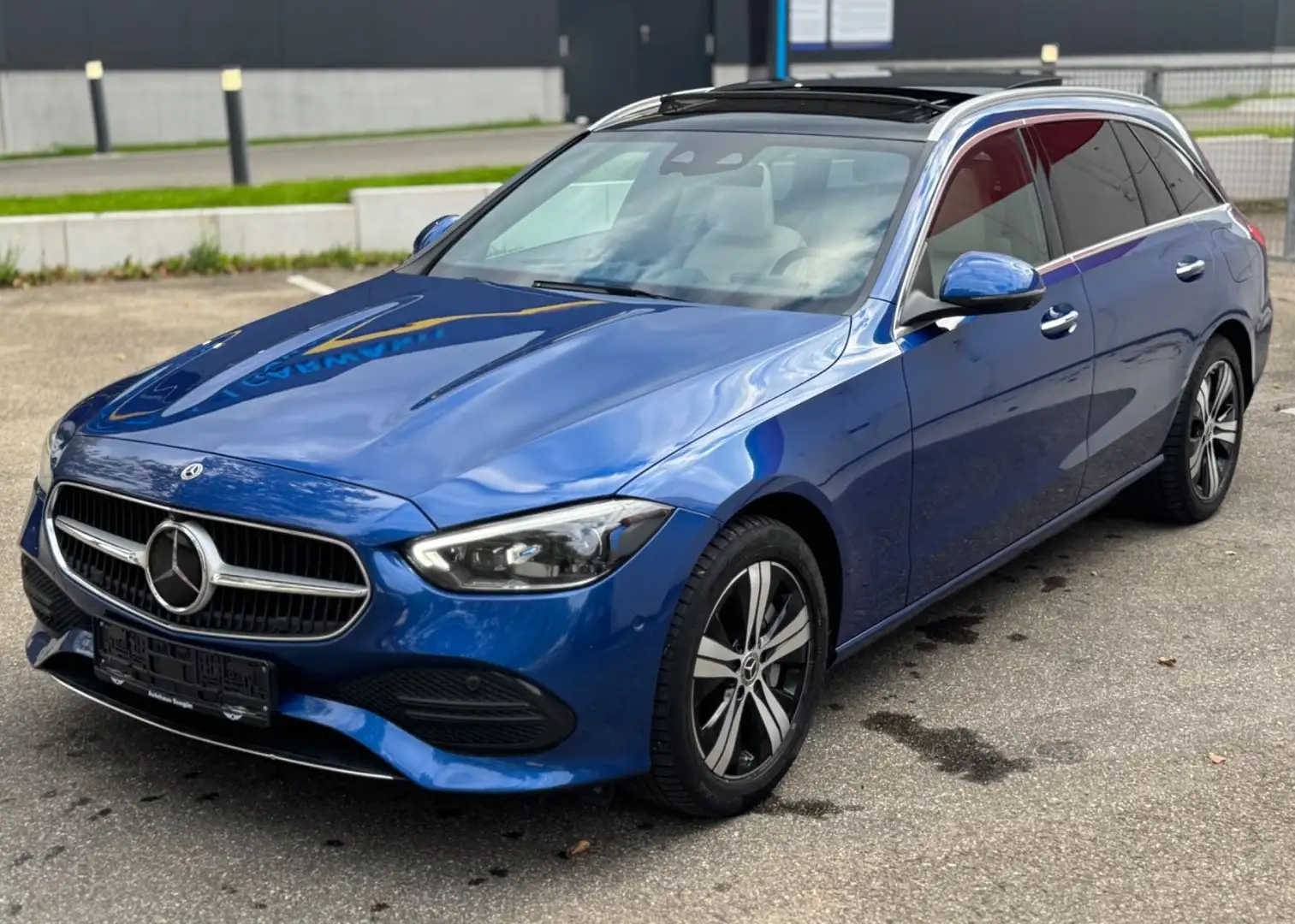 Mercedes-Benz C 300 T e PANO MEMO DIST+. 360° KEYL AVANTGARDE Bleu - 1