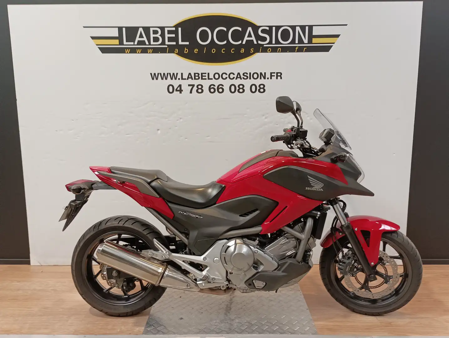 Honda NC 700 Rouge - 1