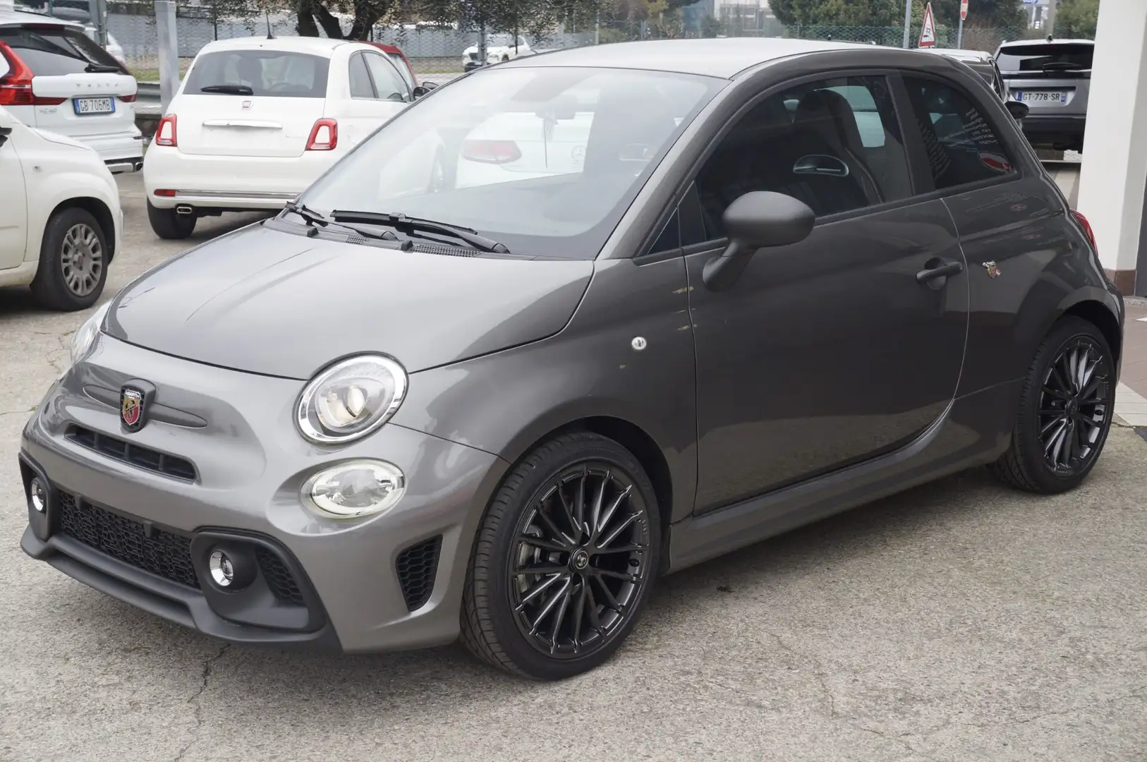 Abarth 595 1.4 Turbo T-Jet 165 CV Gris - 1