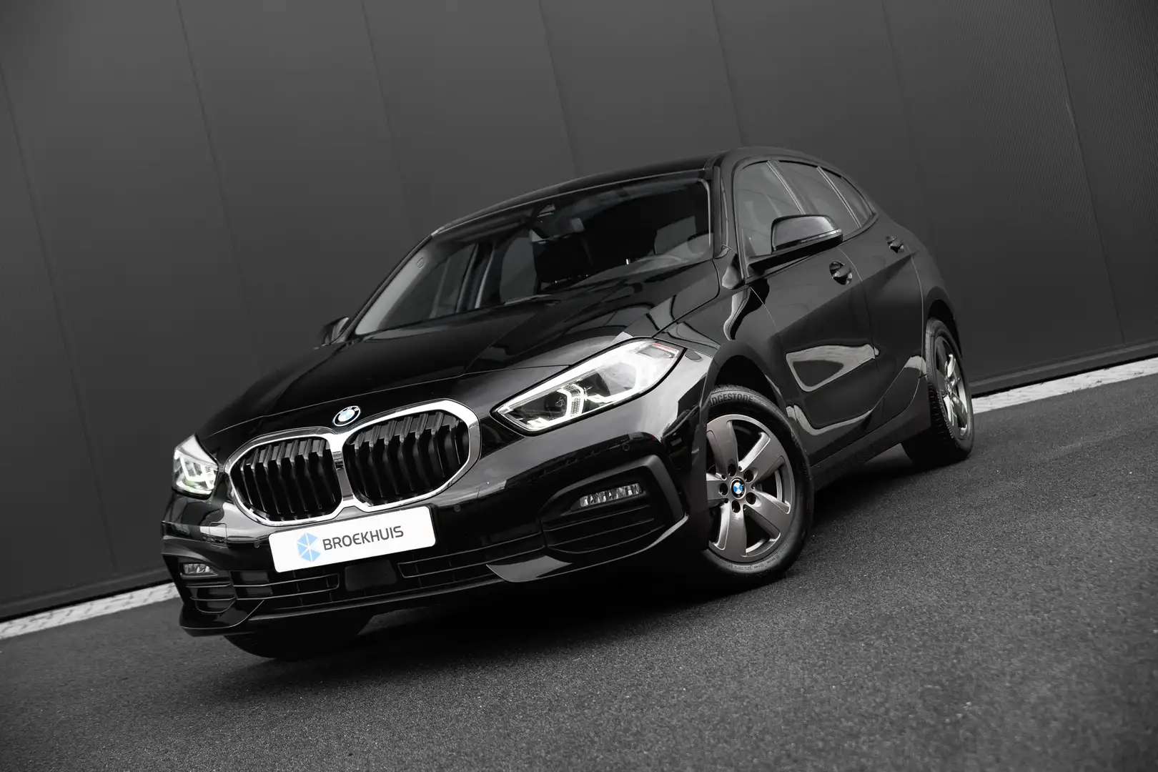 BMW 118 1-serie 118i Executive Edition | Automaat | Carpla Noir - 2