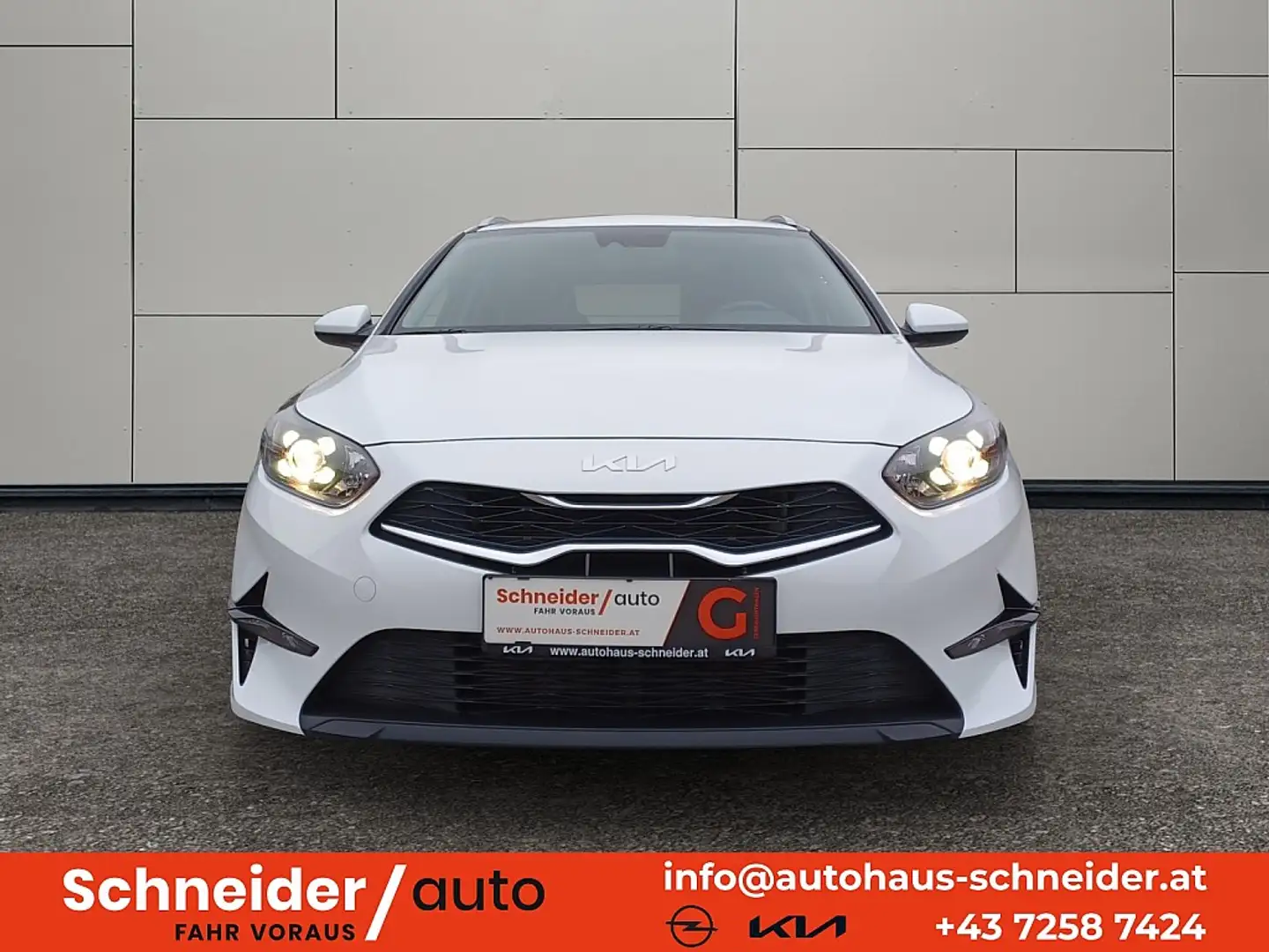 Kia Ceed SW / cee'd SW ceed SW 1,6 CRDi SCR ISG Silber 48V DCT Weiß - 2