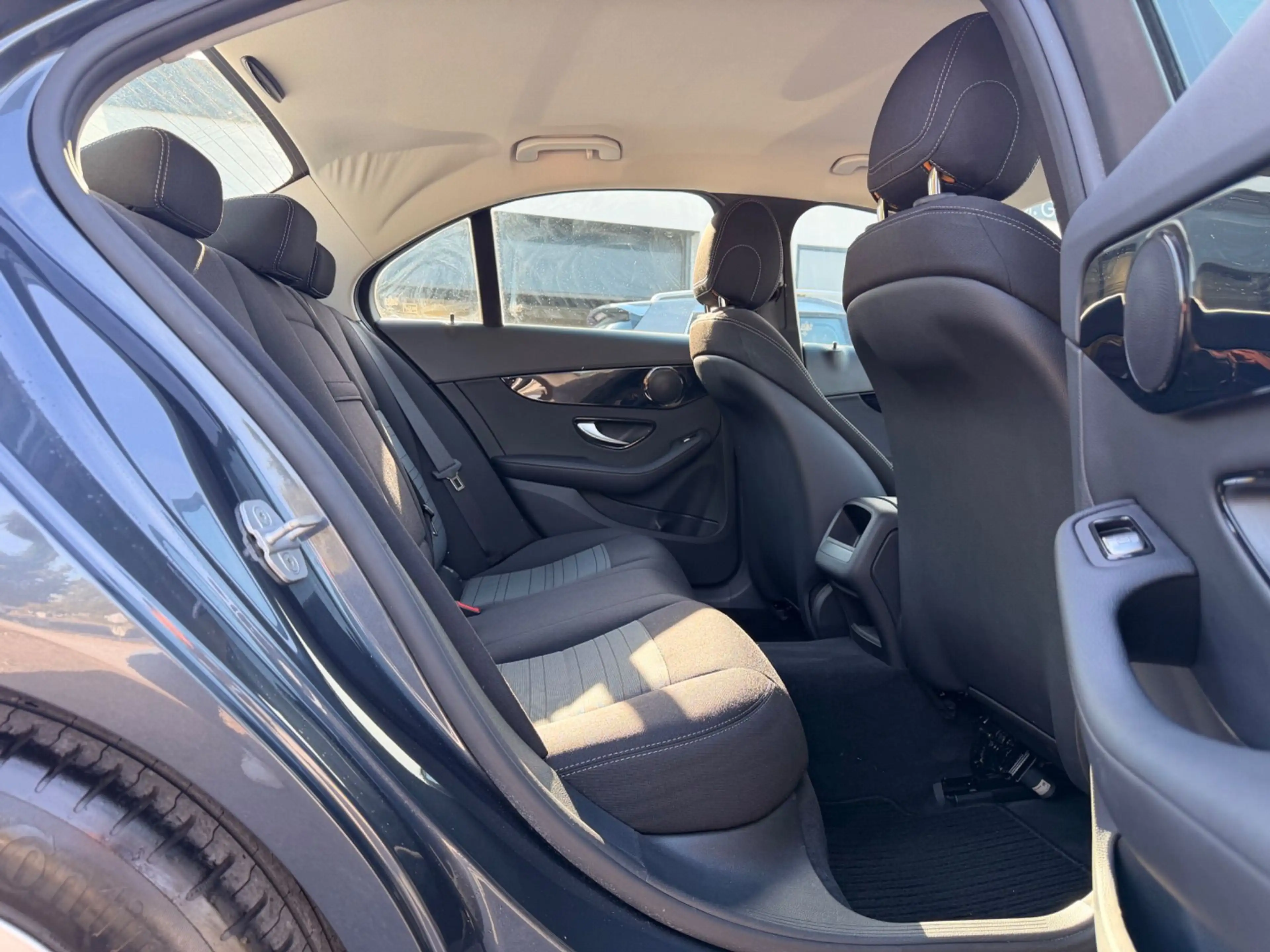 Mercedes-Benz C 220 CDI BlueTEC — photo 22