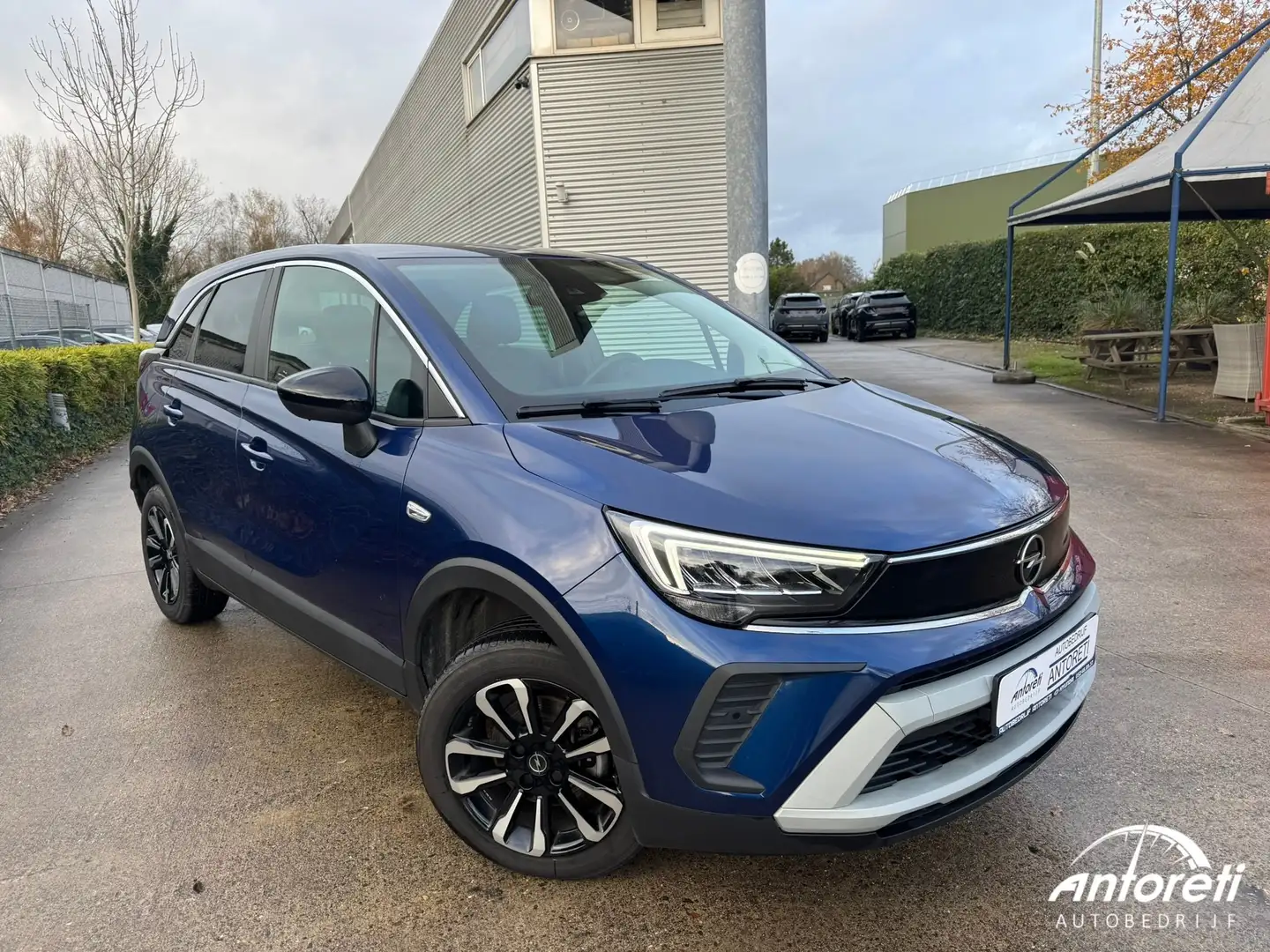 Opel Crossland Crossland 1.2 Automatik Business Elegance Blauw - 1
