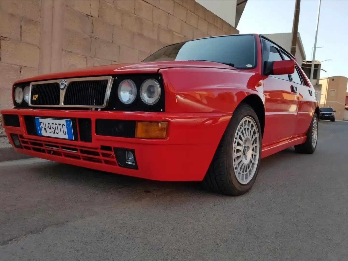Lancia Delta 2.0 16v HF Integrale Evoluzione - 1