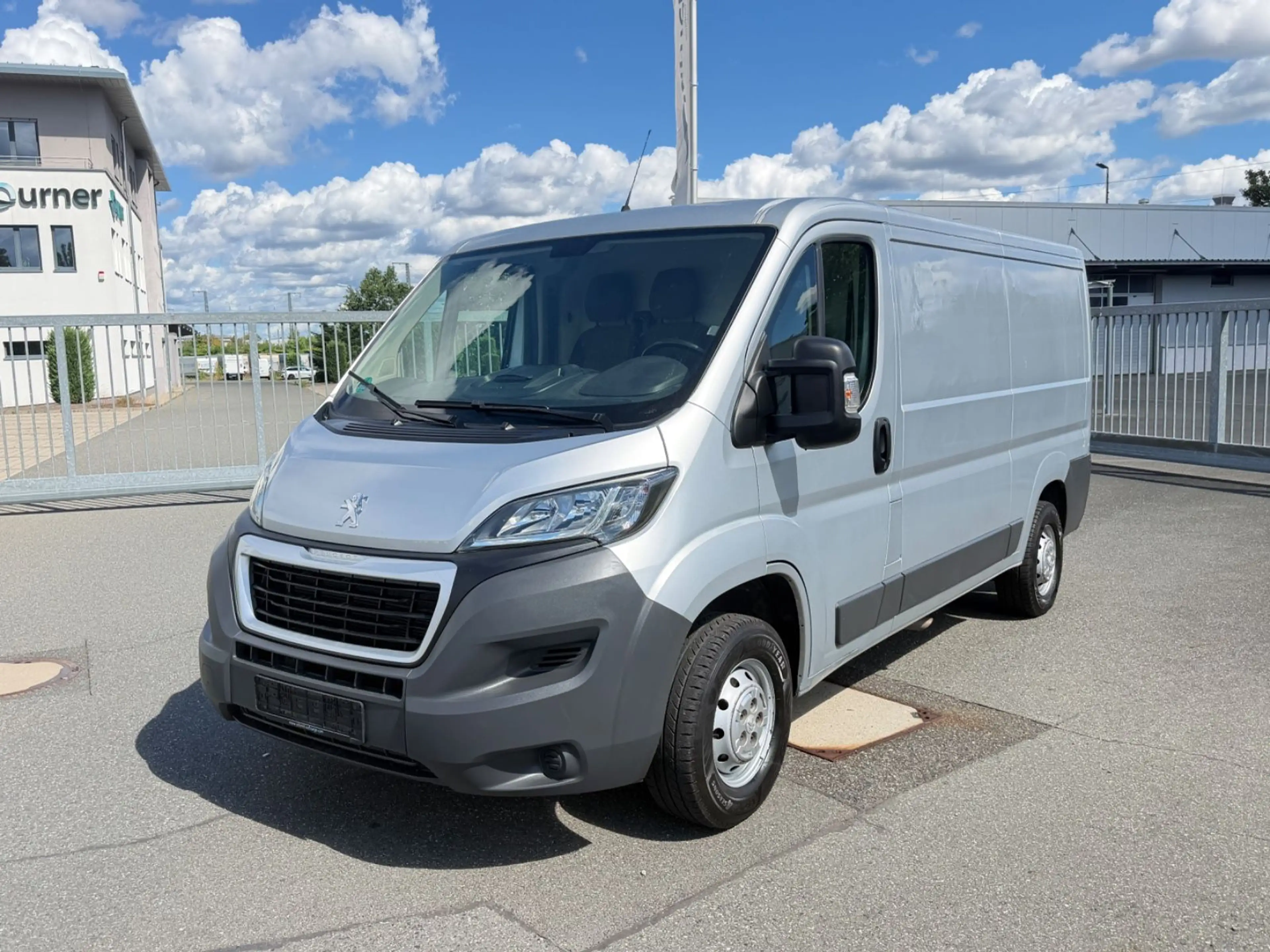 Peugeot Boxer Kasten L2H1 Pro BlueHDi 130 TÜV/HU Neu