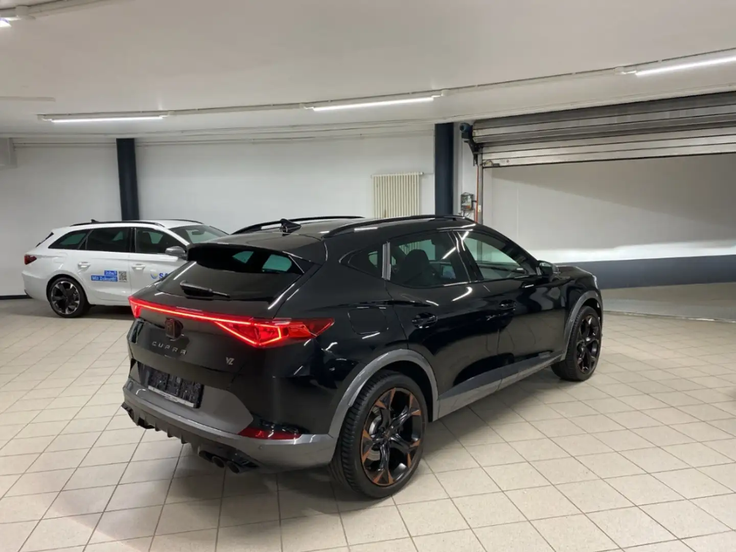 CUPRA Formentor VZ 4Drive 2.0 TSI  AD AHK-klappbar El. Panodach Na Noir - 2
