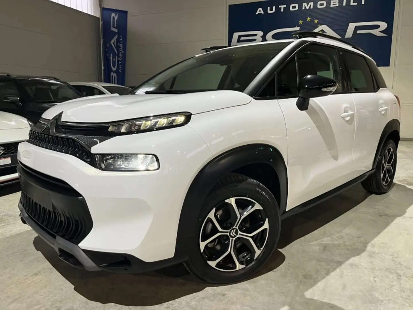 Citroen C3 Aircross 1.2 T 110CV S&S Shine Pack/NAVI/FULL LED/OK NEOPAT Blanc - 1