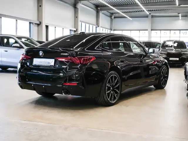 BMW 4 Series view 2