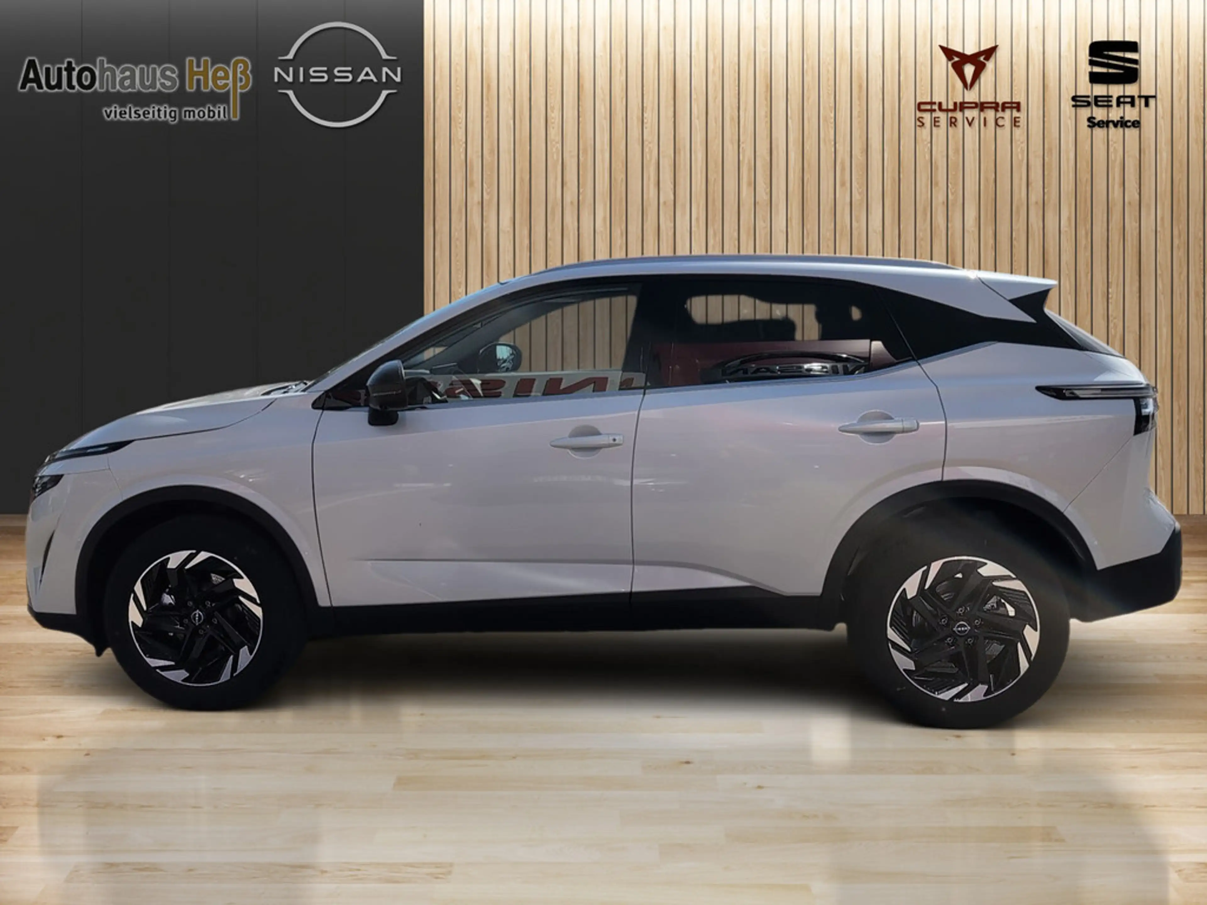 Nissan Qashqai 1.3 N-Connecta — photo 9