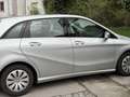 Mercedes-Benz B 180 CDI BlueEfficiency A-Edition DPF Aut. Grau - thumbnail 4