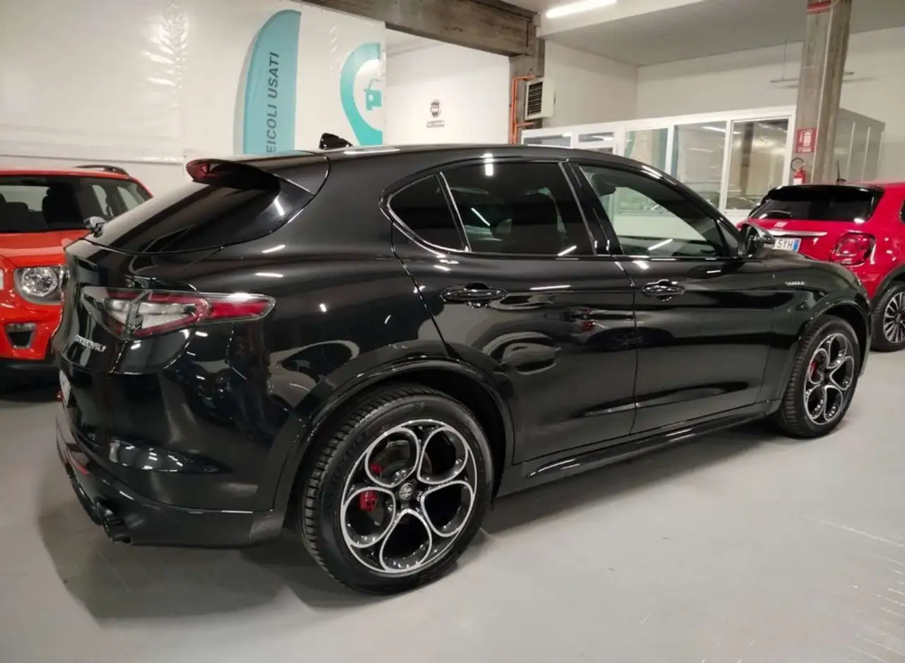 Alfa Romeo Stelvio 2024