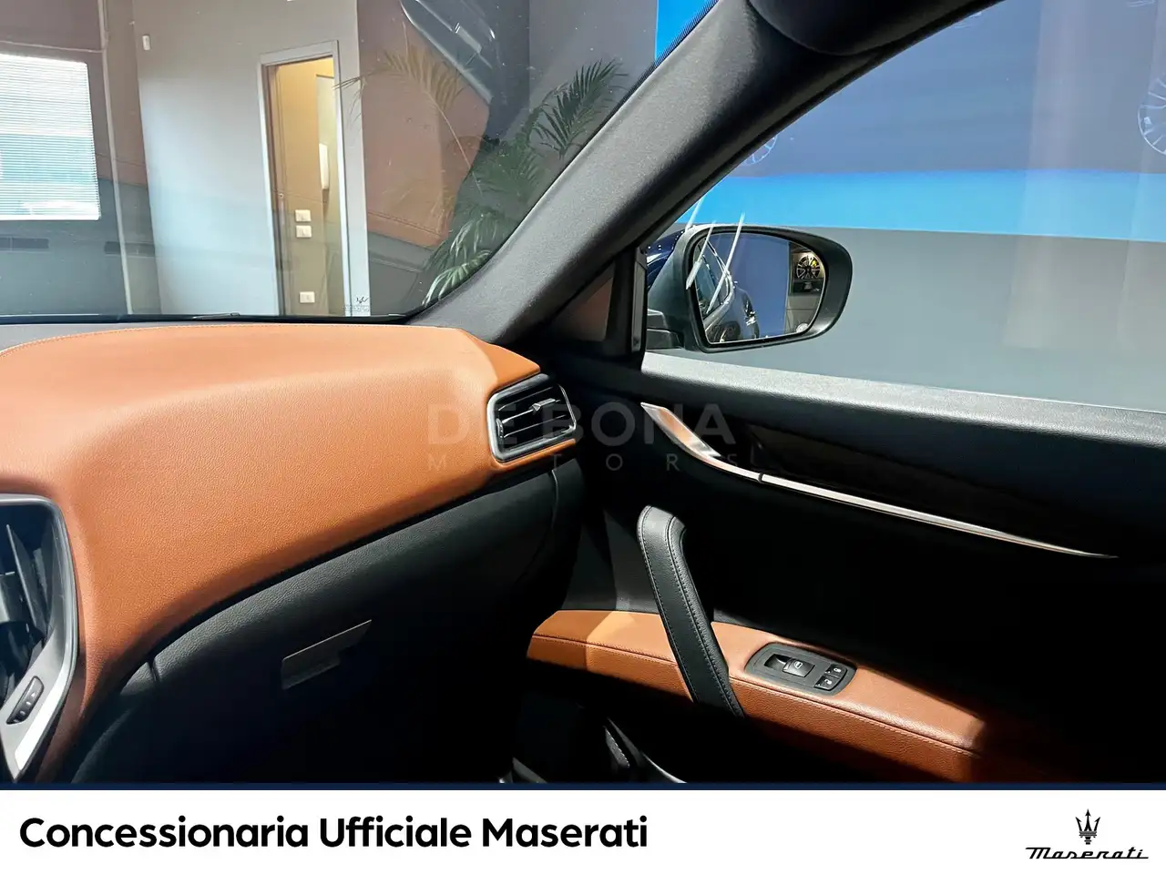 Maserati Ghibli 2021 — фото 13
