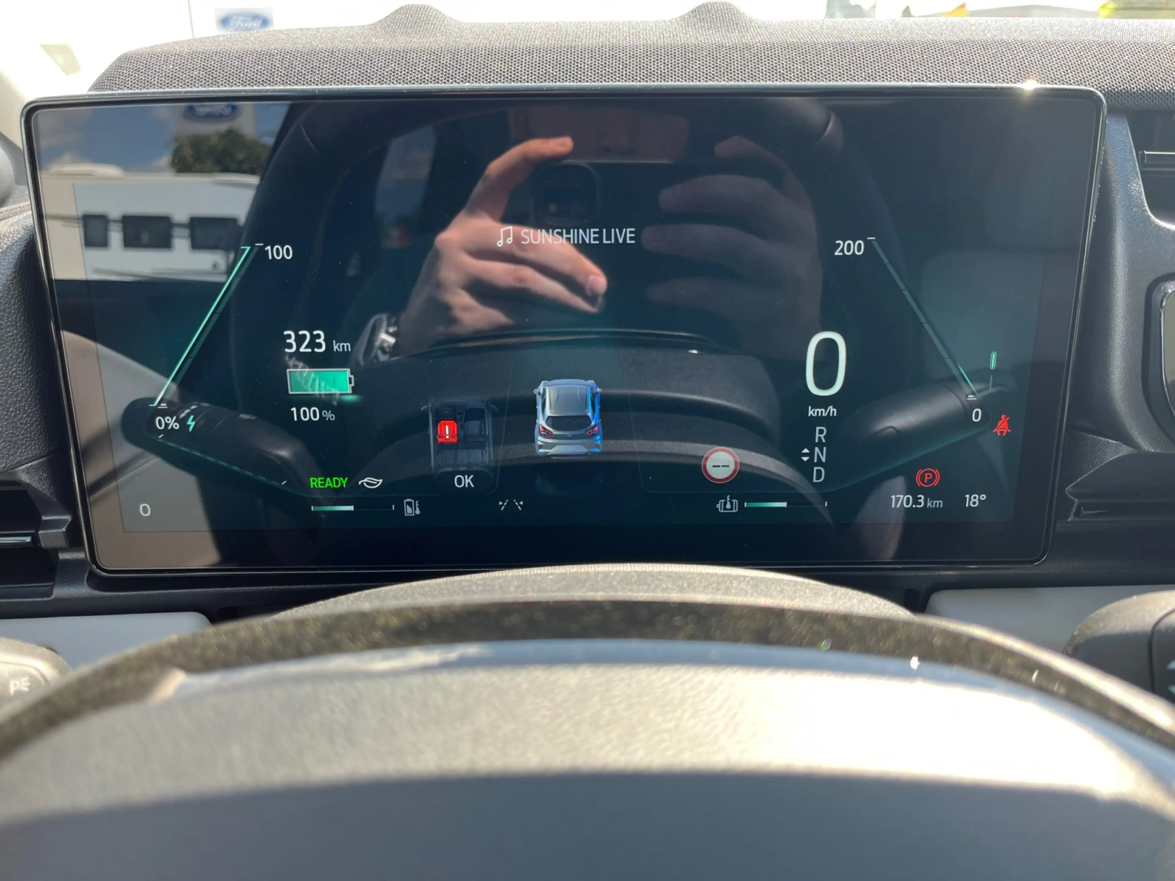 Ford Puma Gen-E FWD Premium ACC Pano SpurH MATRIX B&O — photo 12