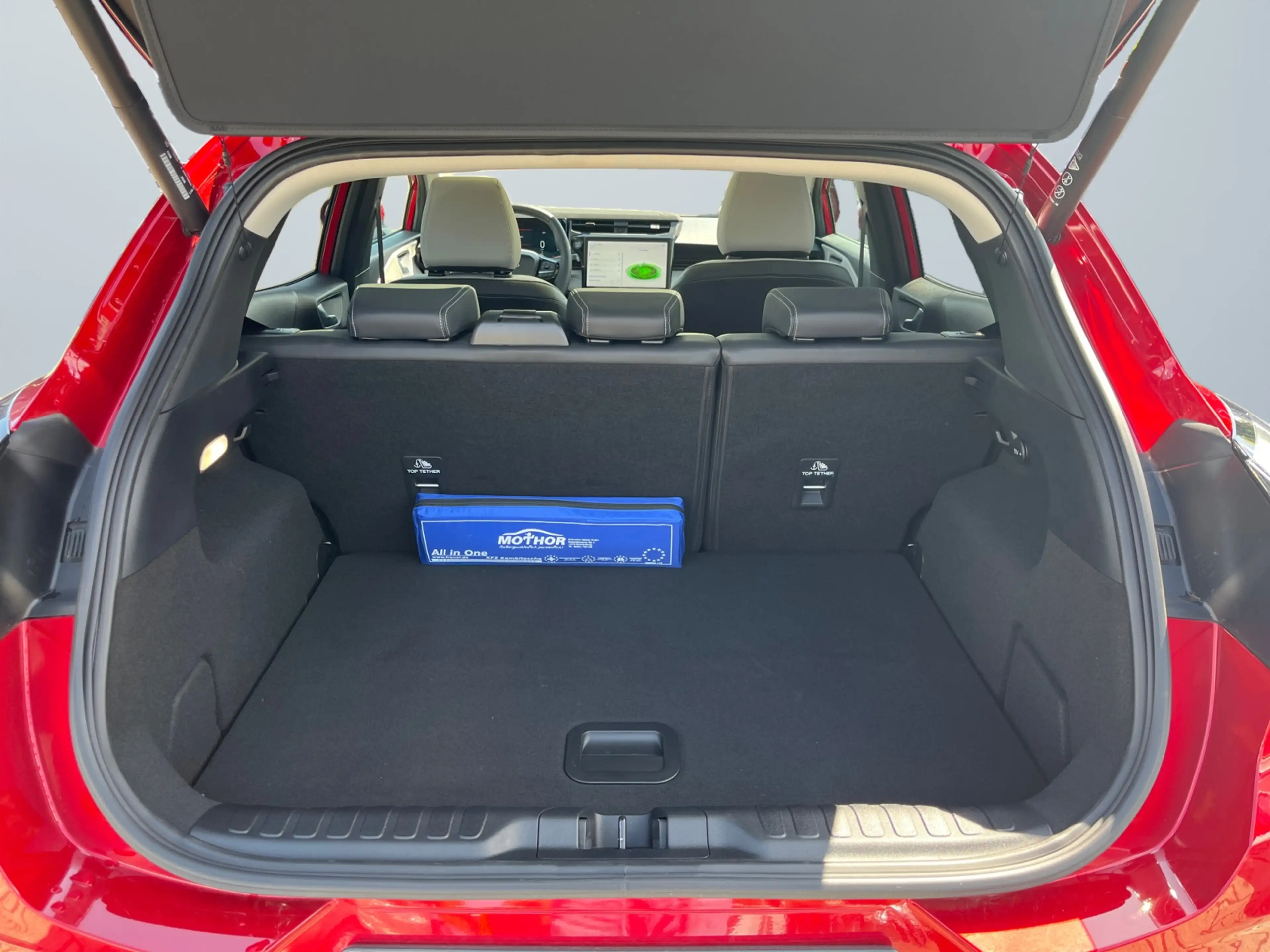 Ford Puma Gen-E FWD Premium ACC Pano SpurH MATRIX B&O — photo 14