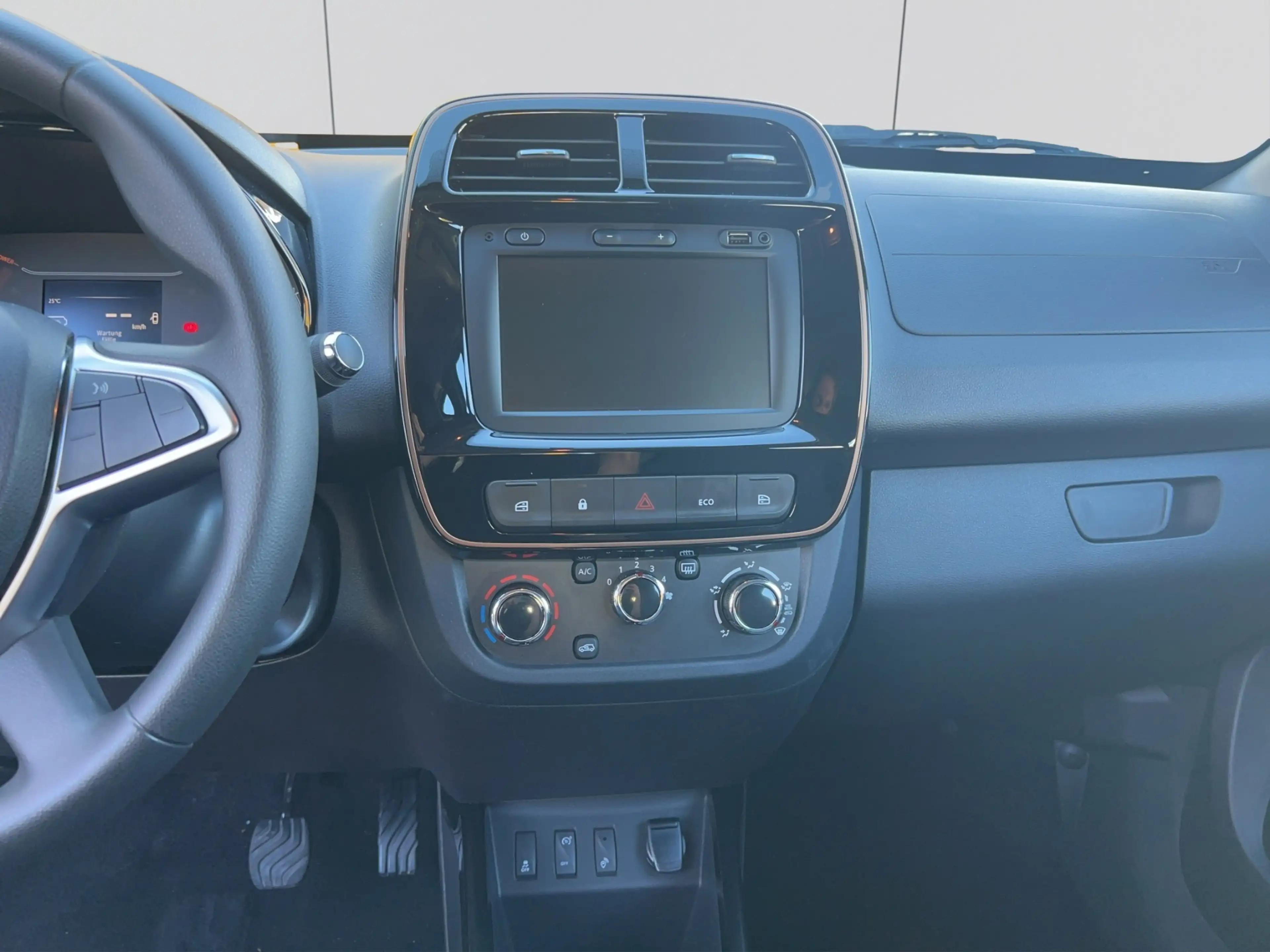 Dacia Spring Extreme ELECTRIC 65 — photo 13