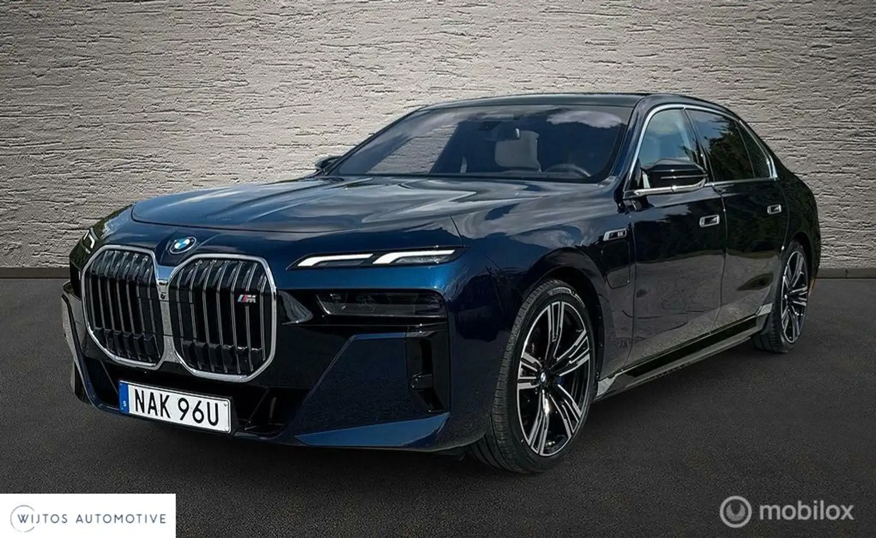 BMW 760 7-serie M760e xDrive, Individual, B&W, pano, massa Bleu - 1