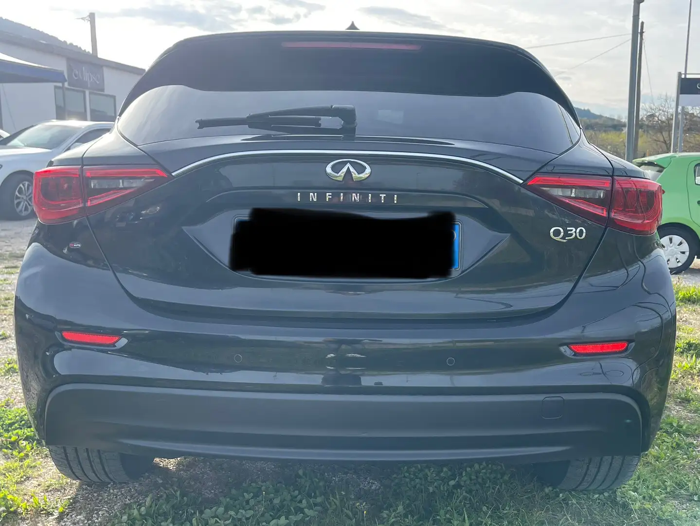 Infiniti Q30 premium Nero - 1