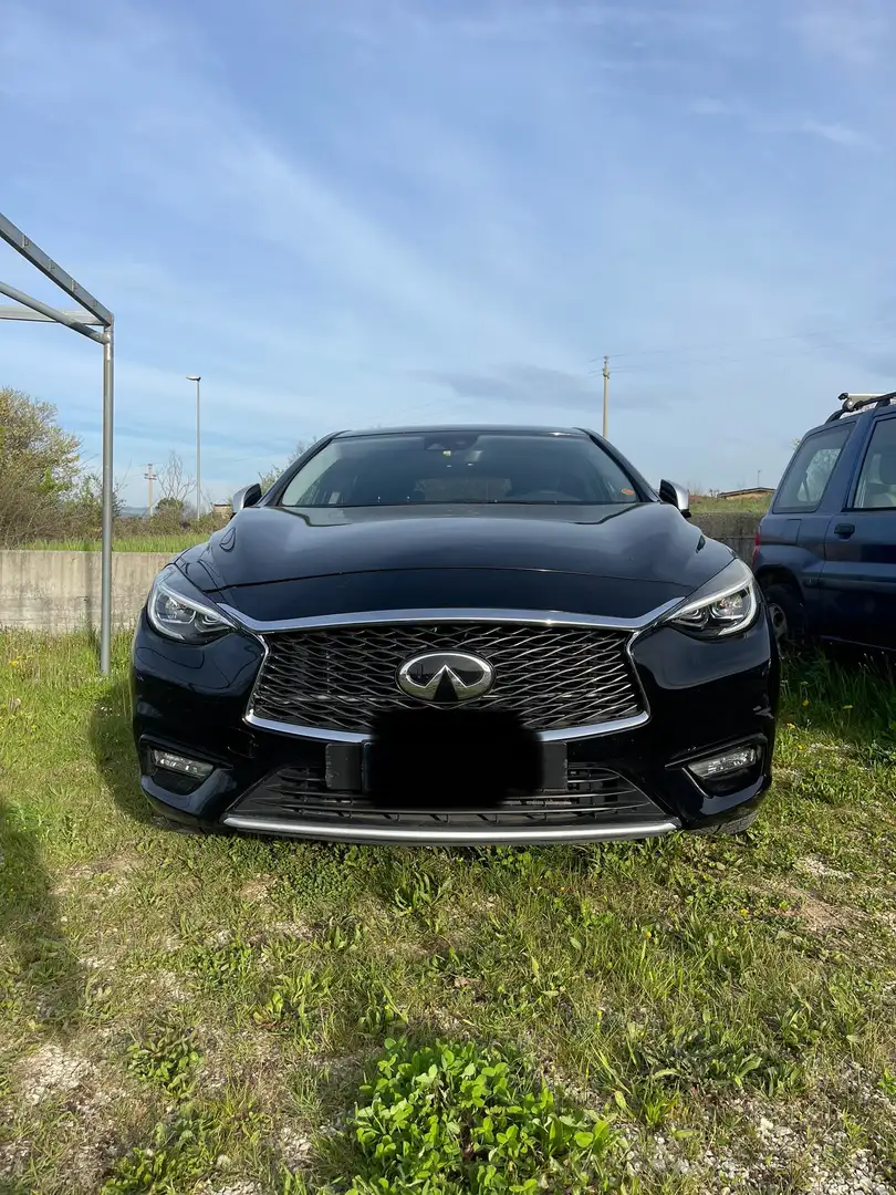 Infiniti Q30 premium Nero - 2