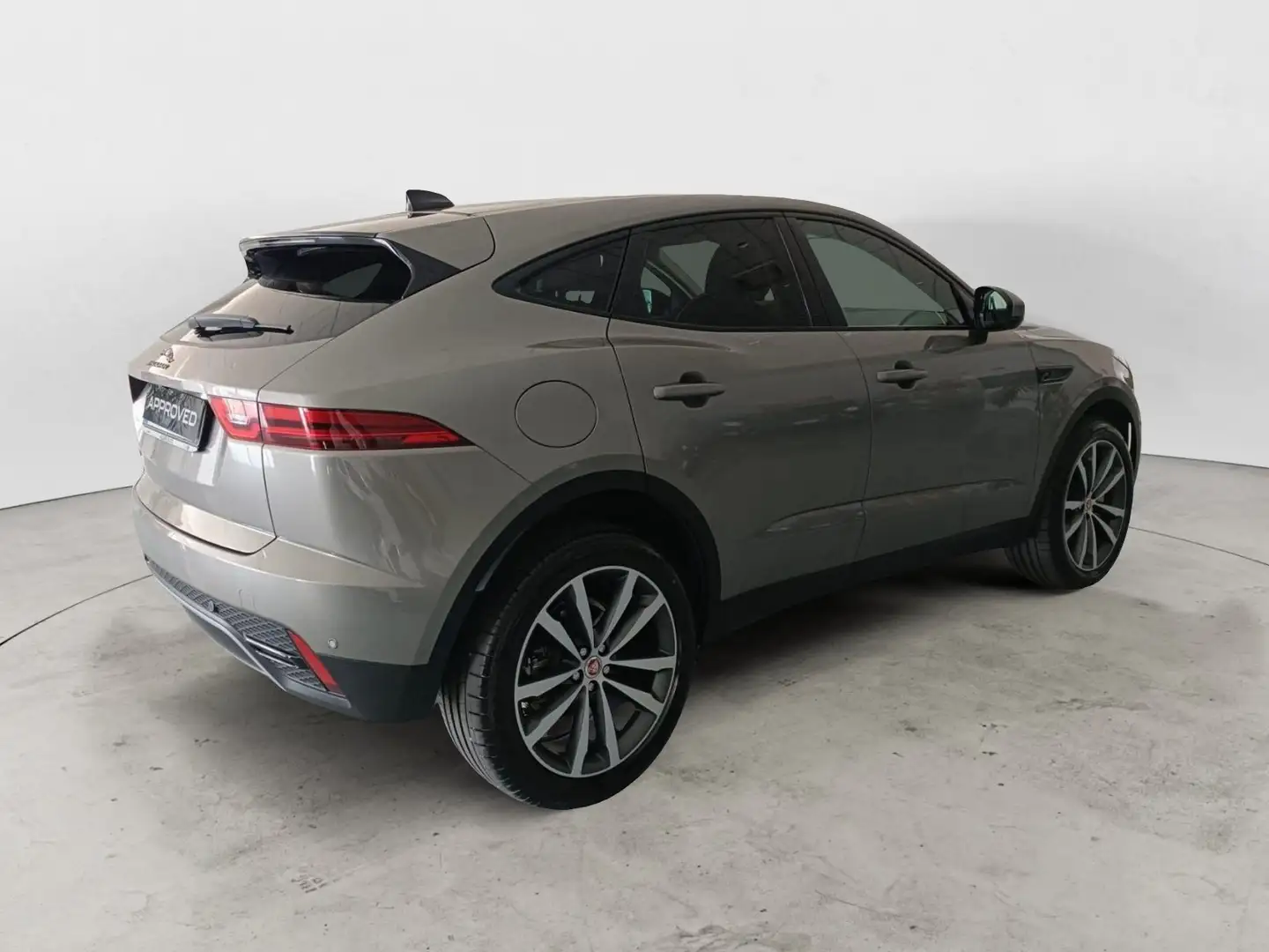 Jaguar E-Pace 2.0D I4 163CV AWD AUTO R-DYNAMIC S Grijs - 2