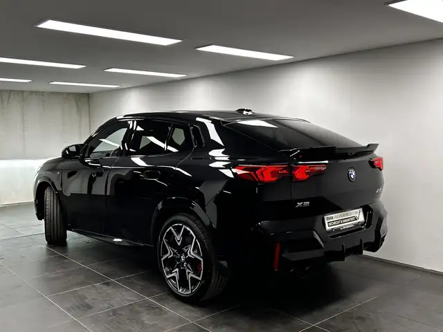 BMW X2 M view 3