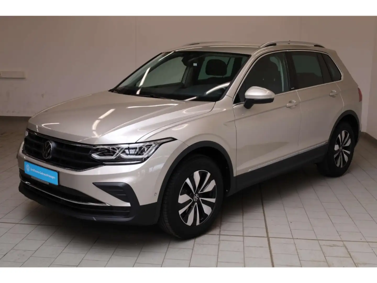 Volkswagen Tiguan 2.0 TDI Move Silber - 2