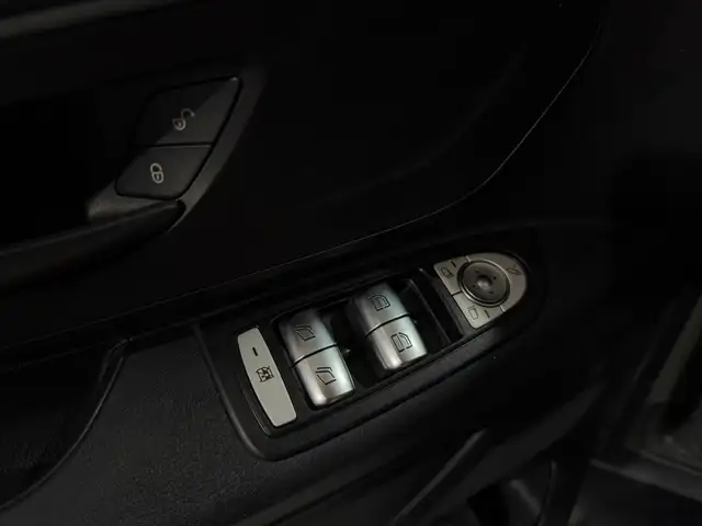 Mercedes-Benz Vito view 30