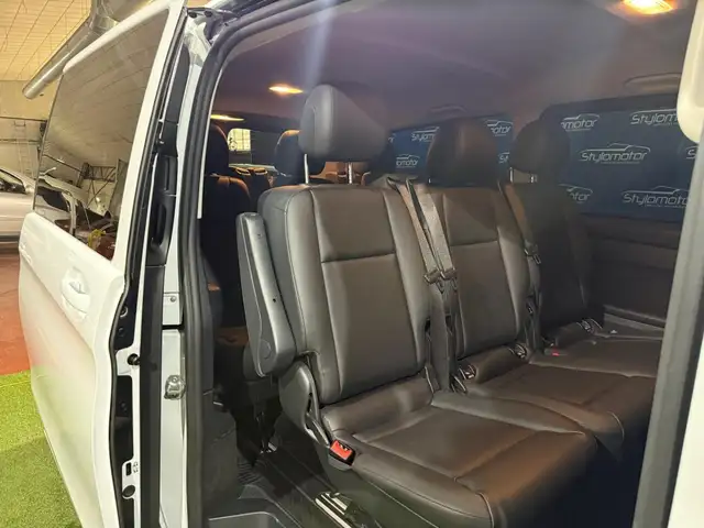 Mercedes-Benz Vito view 13