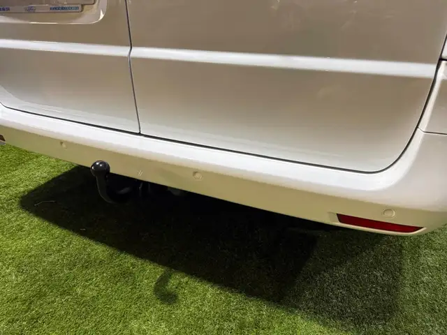 Mercedes-Benz Vito view 4
