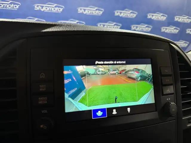 Mercedes-Benz Vito view 8