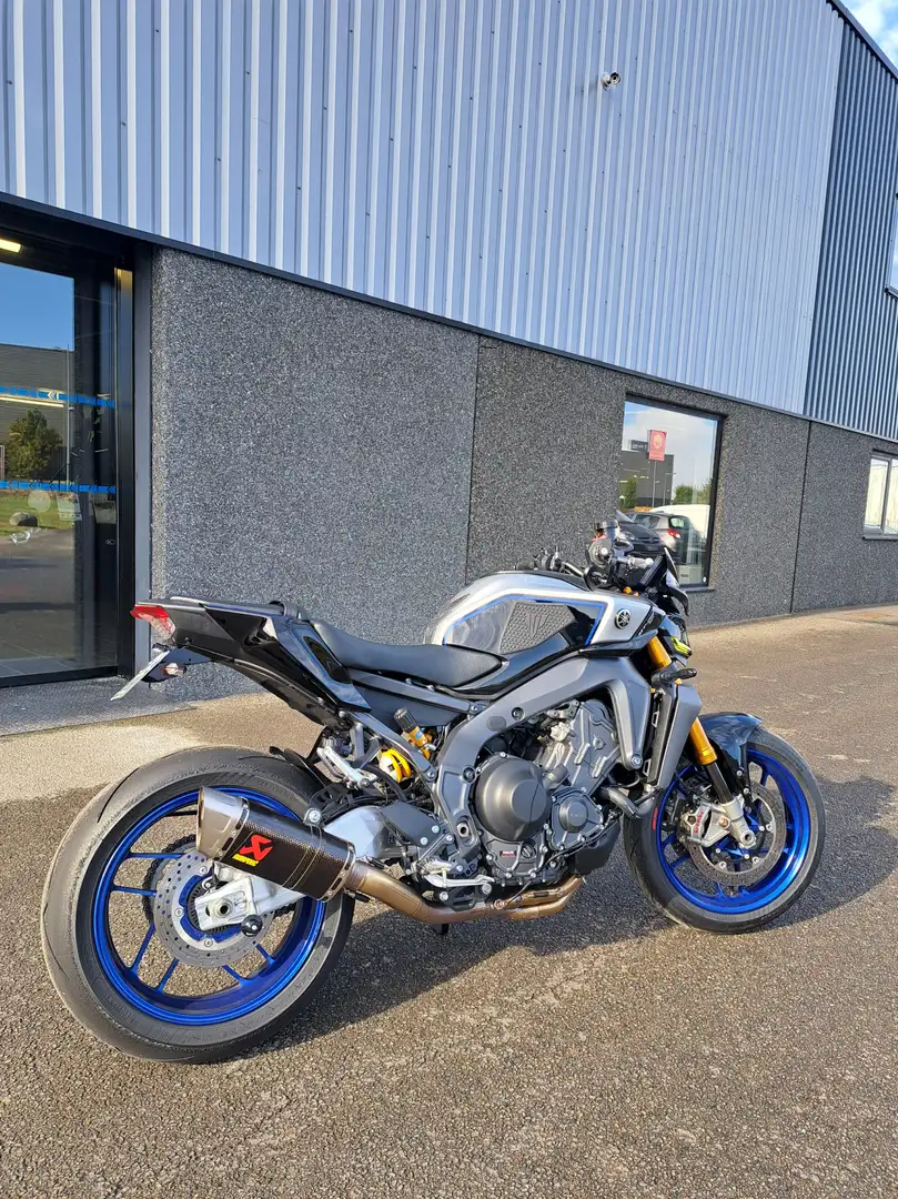 Yamaha MT-09 Bleu - 2