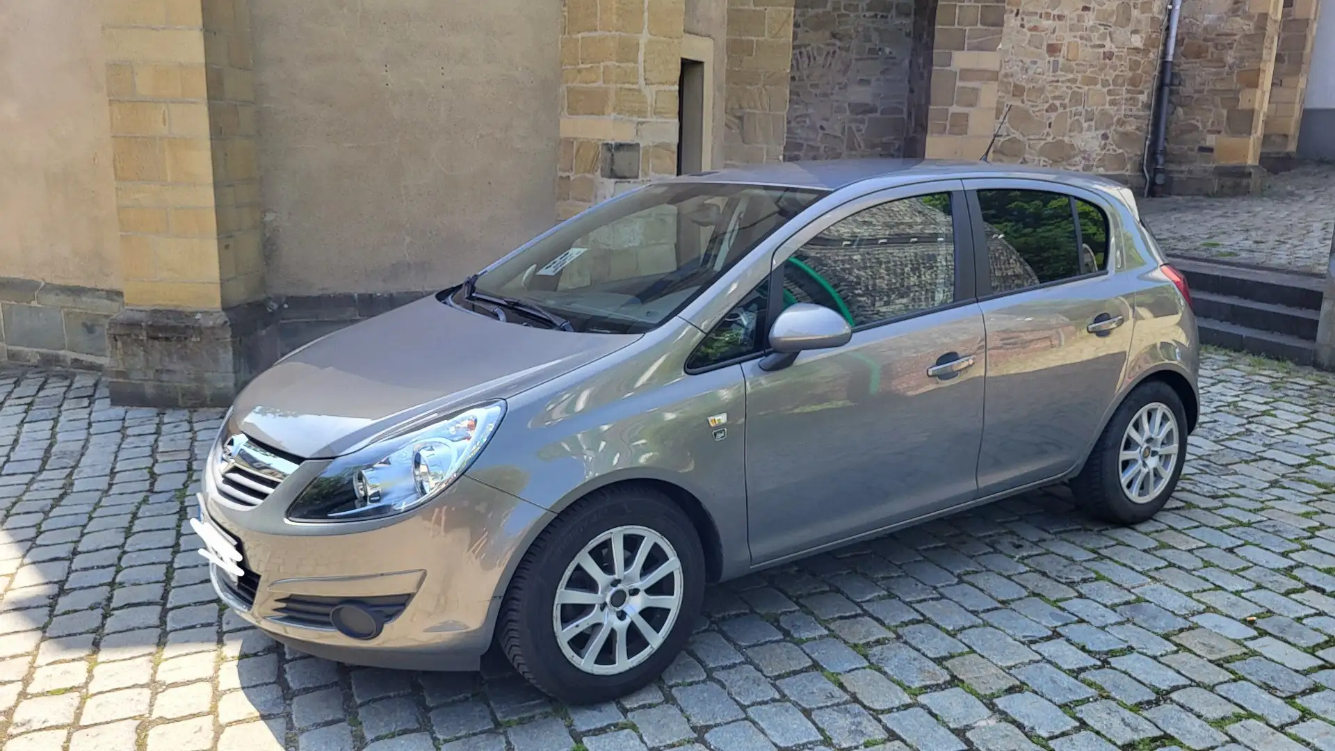 Opel Corsa 1.4 16V Edition 111 Jahre Braun - 2