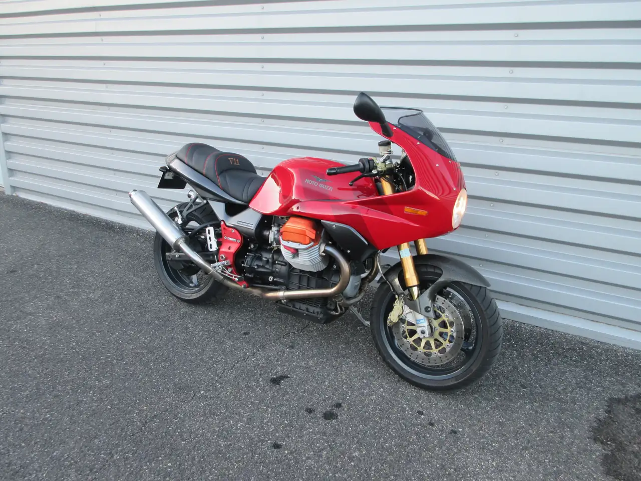 Moto Guzzi V 11