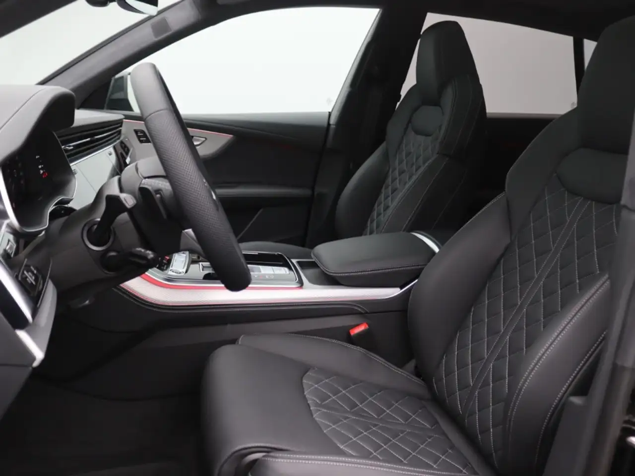 Audi Q8 TFSI e quattro 360 kW S-line HUD ABT Aero 10