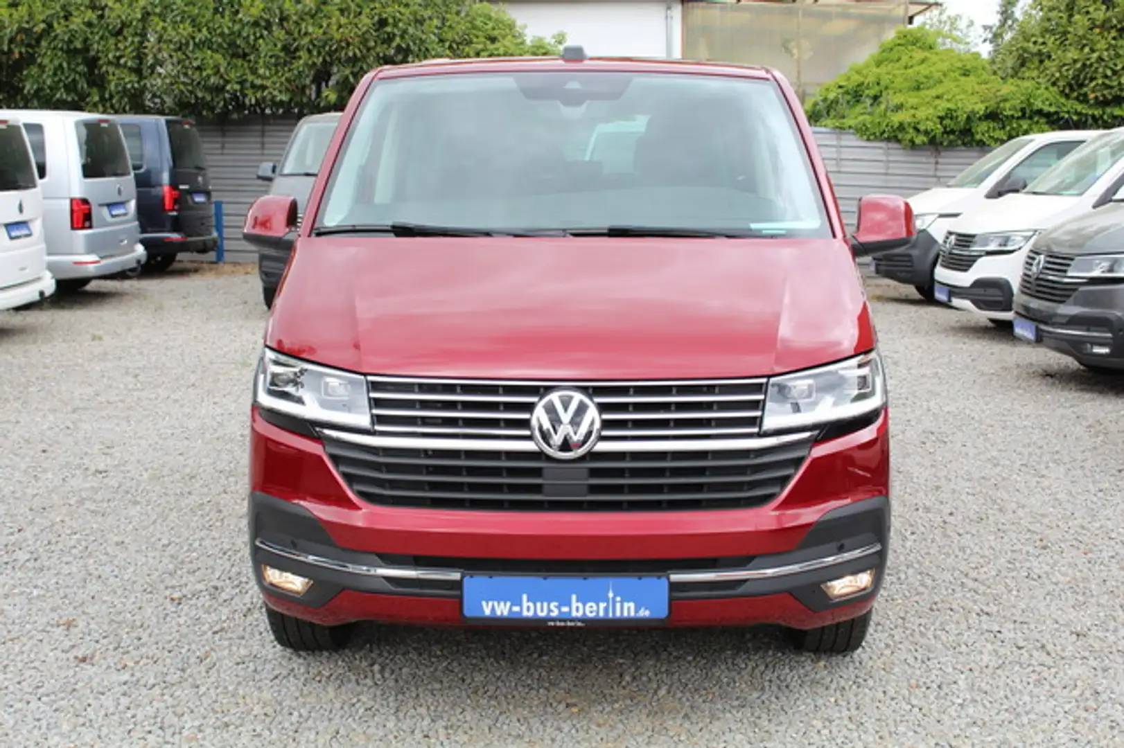 Volkswagen T6.1 Multivan Generation SIX DSG AHK ACC Standhz Rood - 2