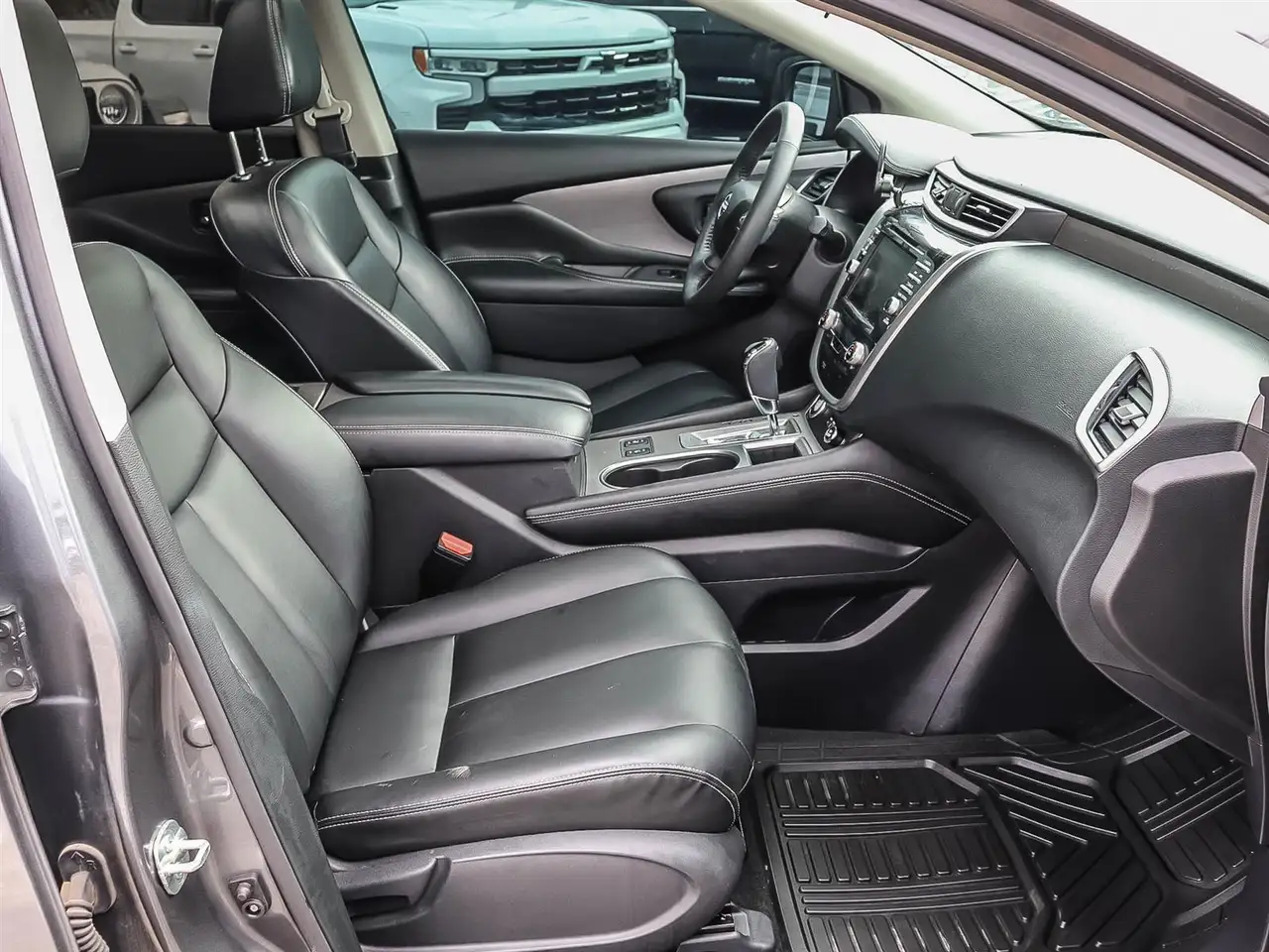 Nissan Murano снимка Nissan Murano