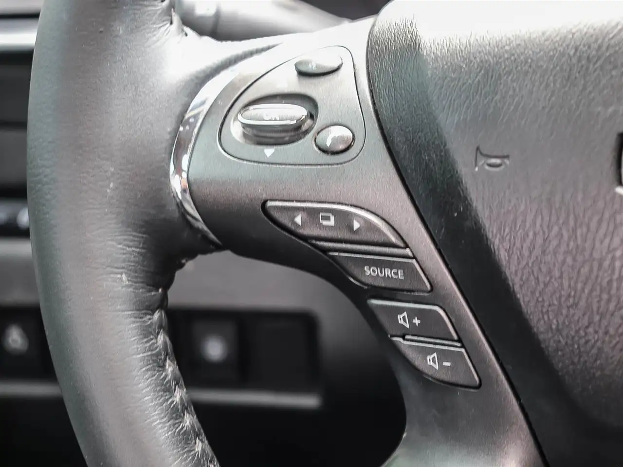 Nissan Murano снимка Nissan Murano