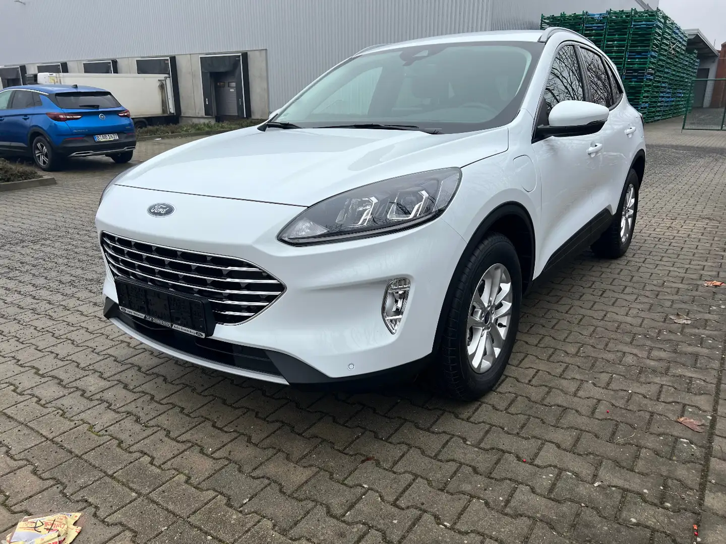 Ford Kuga Titanium Navi+Kamera+Winterpaket+Klima Blanc - 2