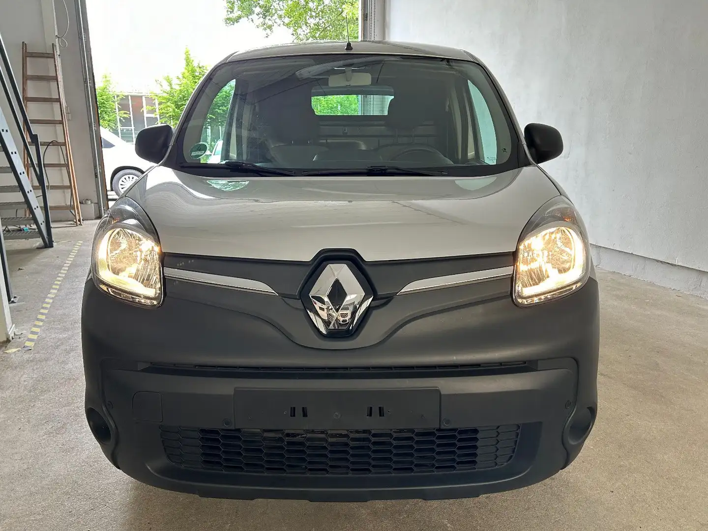 Renault Kangoo Z.E. 33*Klima*Nur 17 tkm*Inkl. Batterie Grau - 2