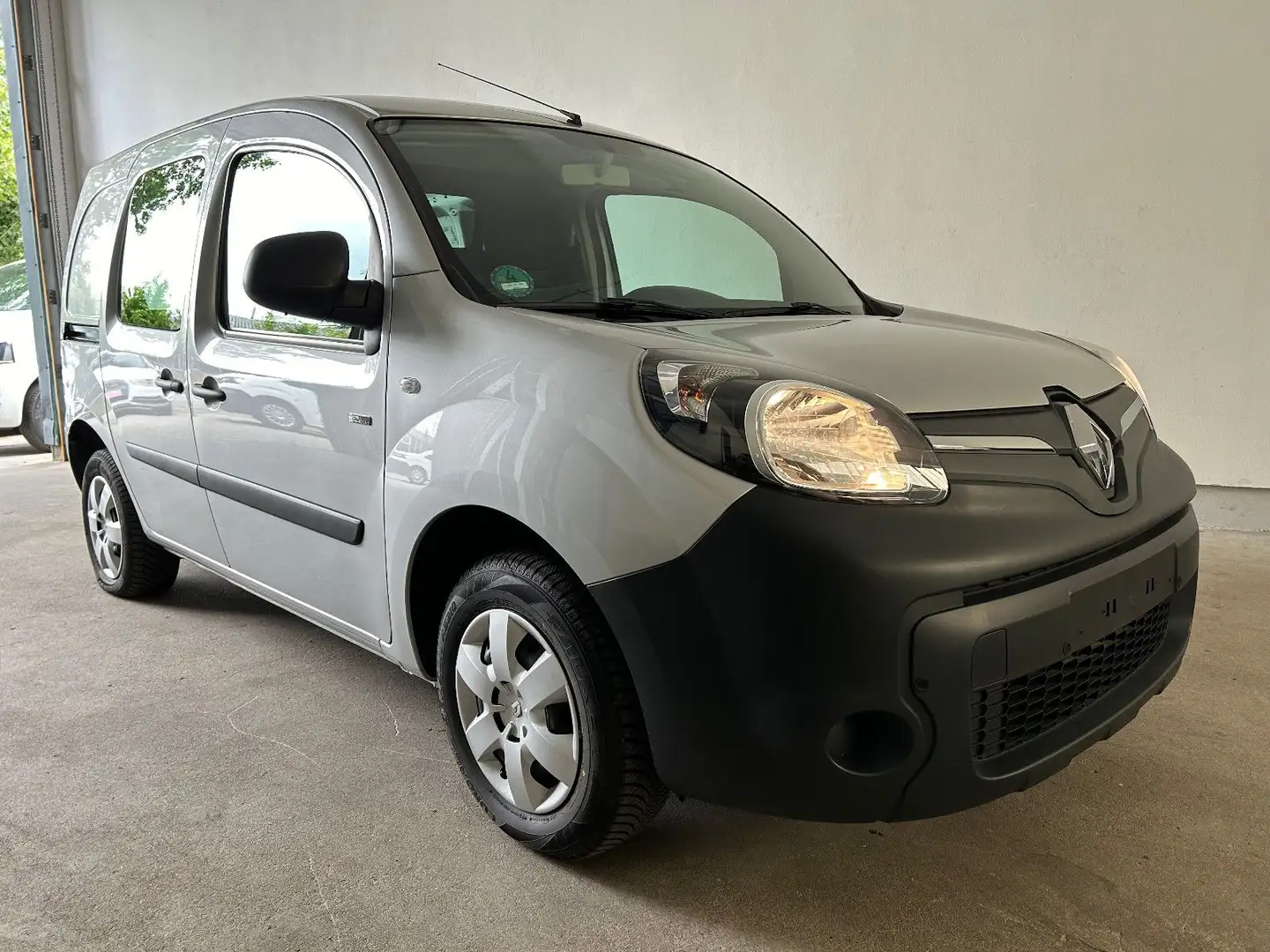 Renault Kangoo Z.E. 33*Klima*Nur 17 tkm*Inkl. Batterie Grau - 1