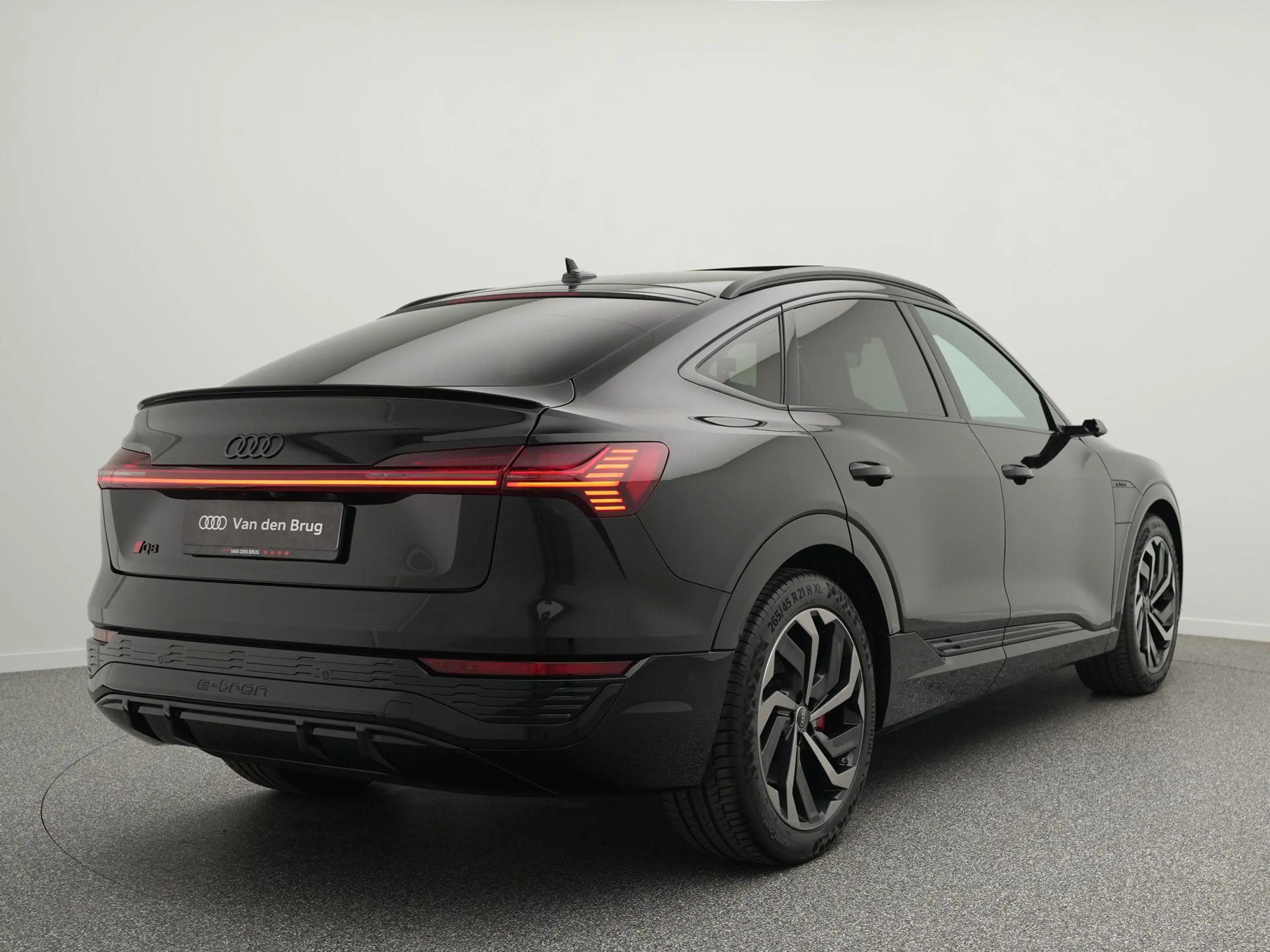 Audi Q8 e-tron Sportback 55 quattro S Edition 408 PK 115 kWh | So — photo 2