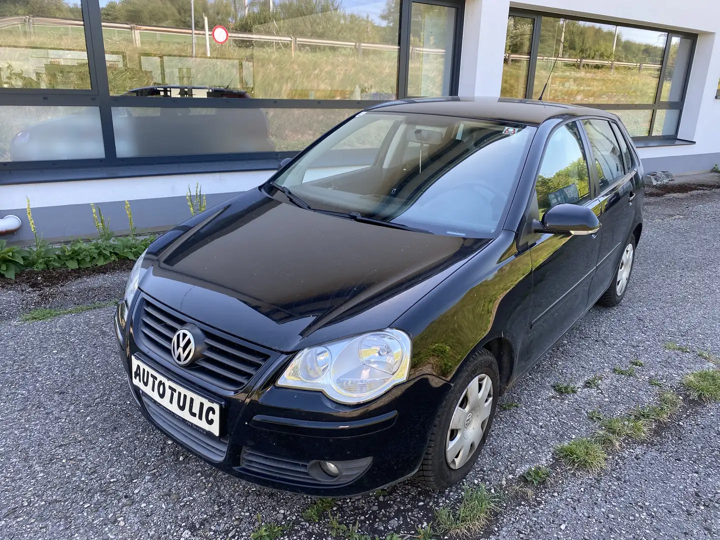 Volkswagen Polo Polo 1.2 Trendline Schwarz - 2