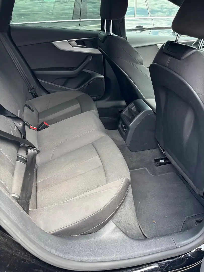 Audi A5 Sportpack Schwarz - 1