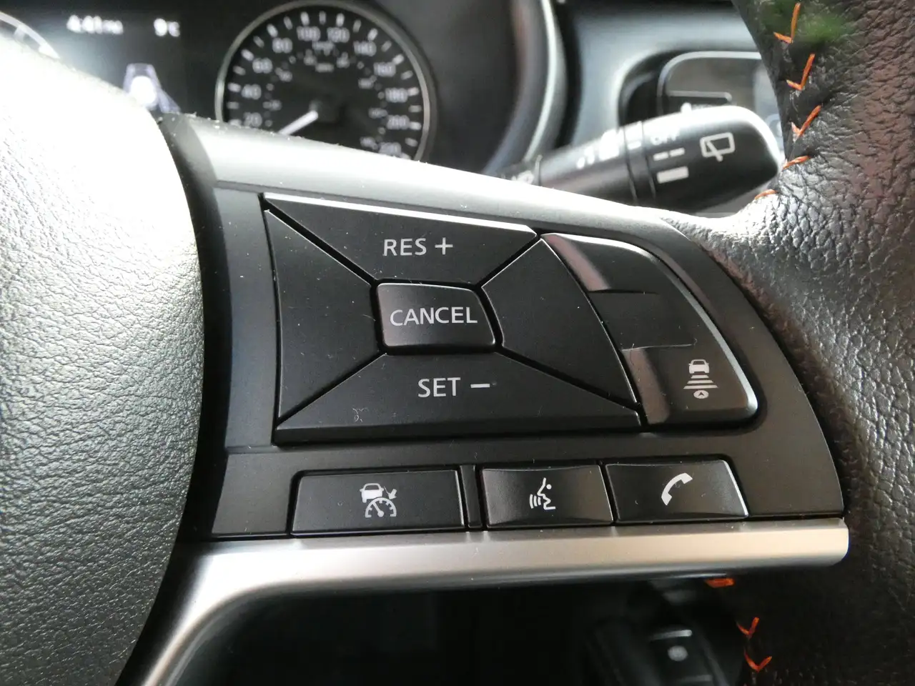 Nissan Kicks снимка Nissan Kicks