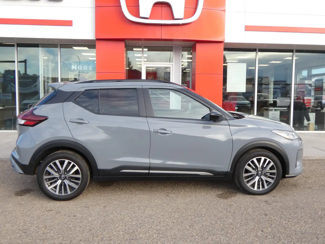 Nissan Kicks снимка Nissan Kicks