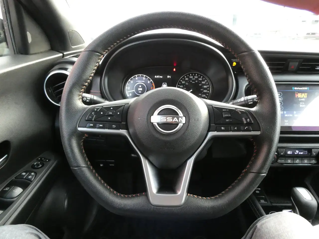 Nissan Kicks снимка Nissan Kicks