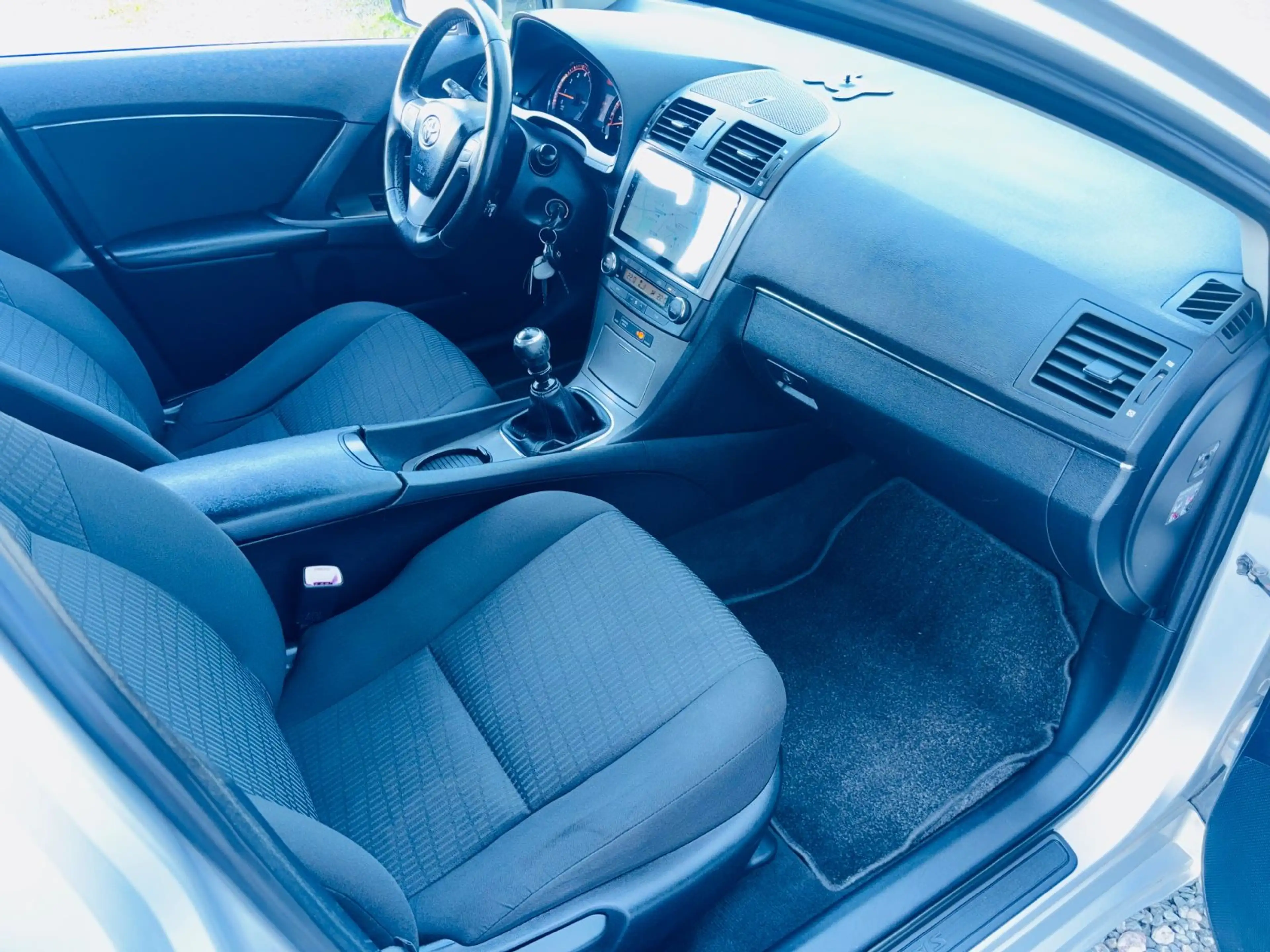 Toyota Avensis Combi 2-Hand,Kamera,Klimatronik,Tempomat — photo 12