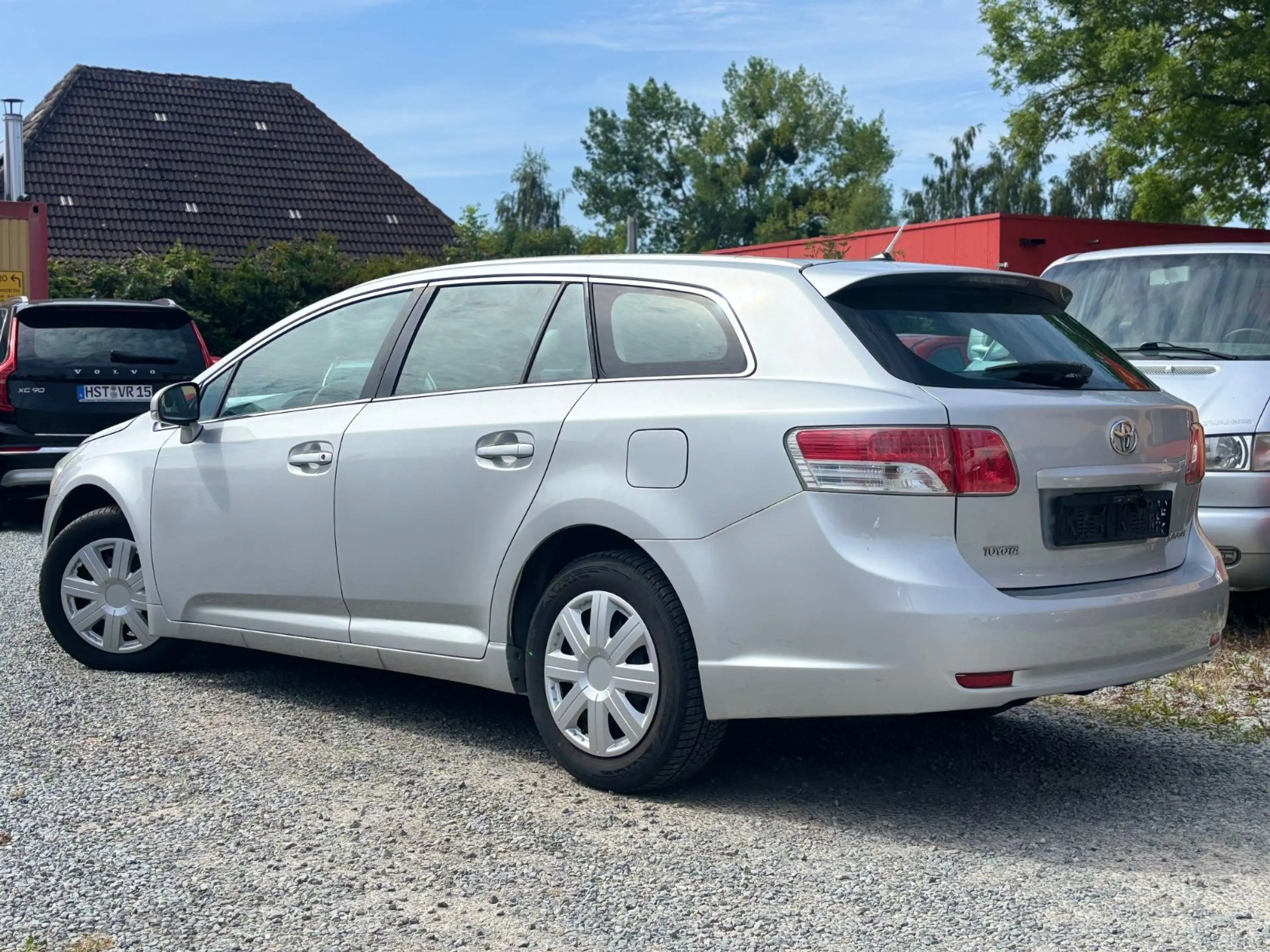 Toyota Avensis Combi 2-Hand,Kamera,Klimatronik,Tempomat — photo 3