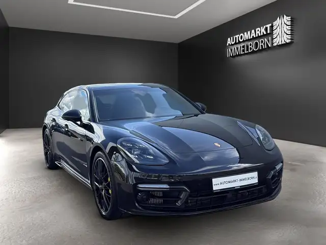 Porsche Panamera view 2